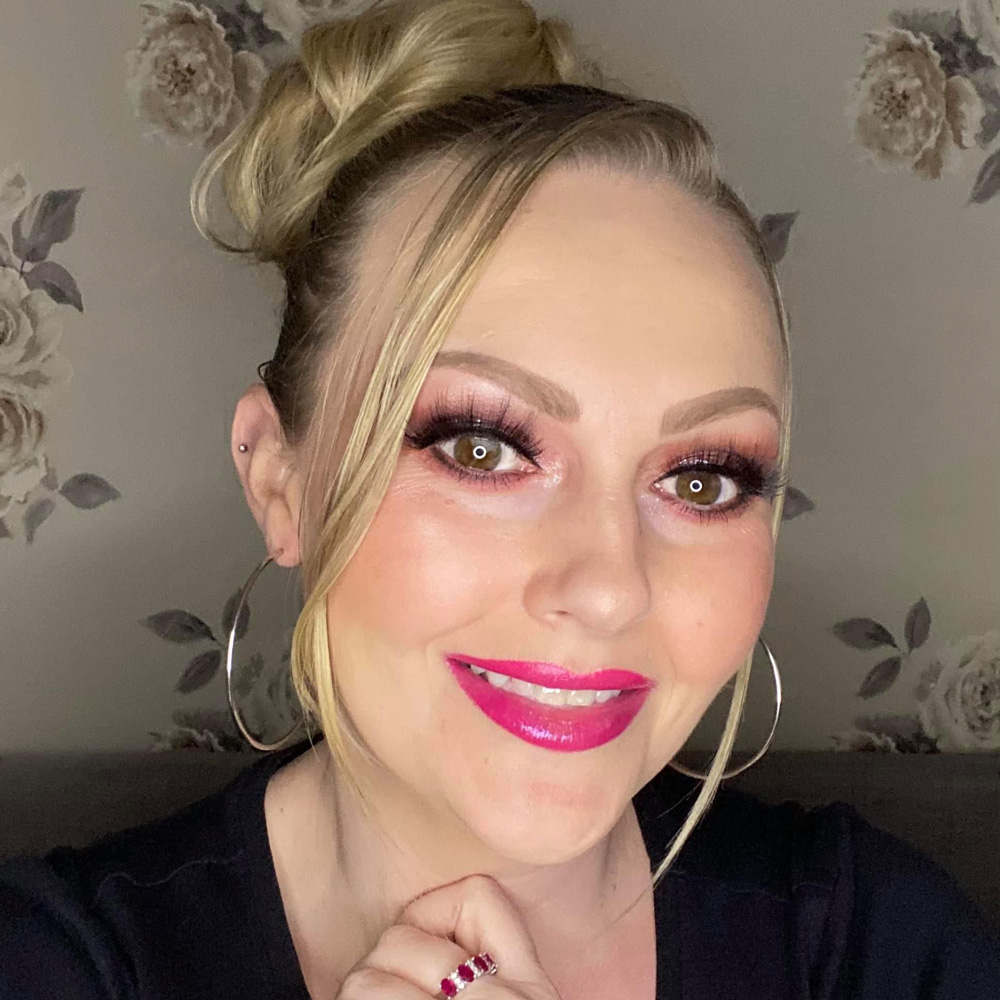 Carla Wongsam | Stylist and Colourist at Fringe Rugby